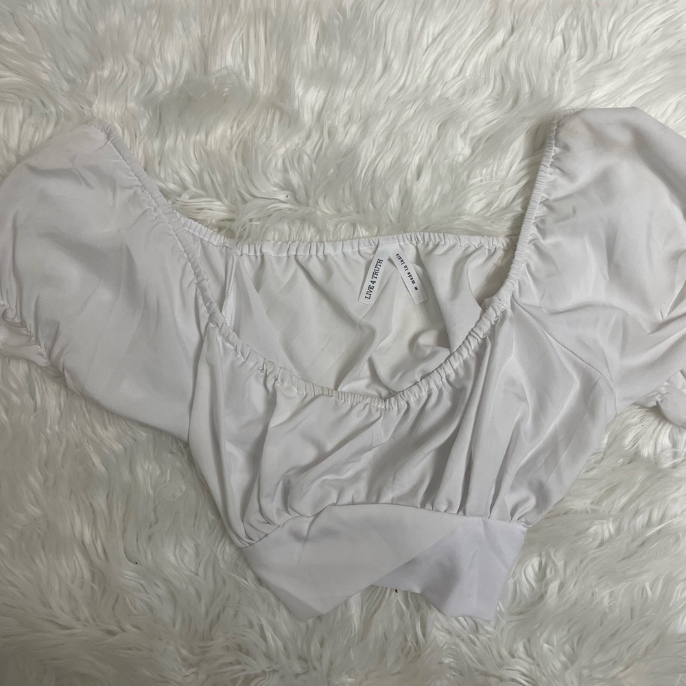 White Puff Sleeve Crop Top